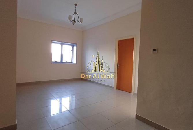 74251702 - صورة العقار 2