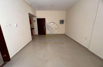 Apartment - Studio - 1 for rent in Bu Tina - Al Sharq - Sharjah