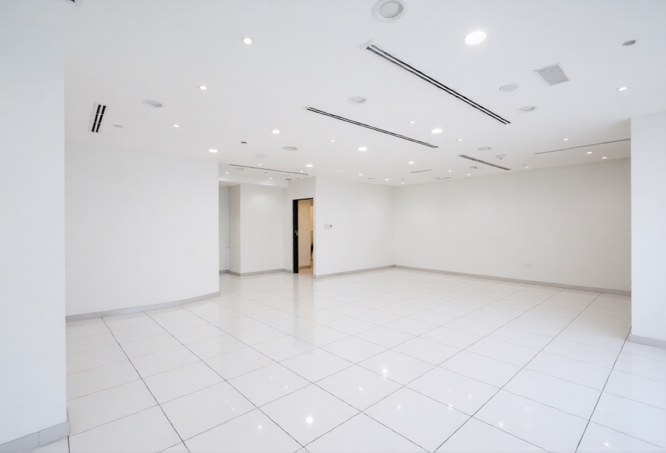 Office Space in Grosvenor Business Tower, second photo