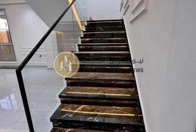 108183709 - Property Image 2