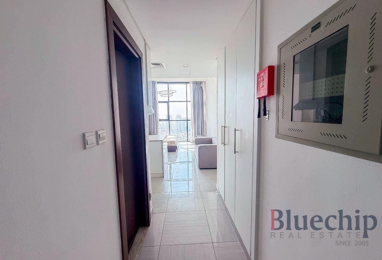 Vastu | High Floor | Open View photo 9