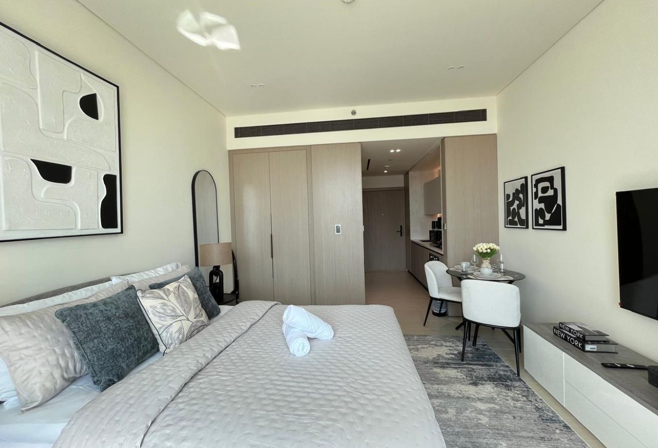 Fully Furnished  | Big Layout | Modern Living