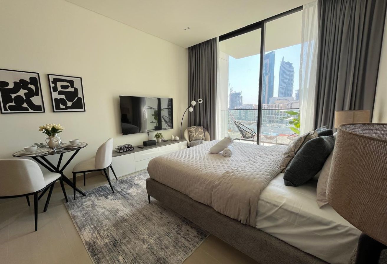 Fully Furnished  | Big Layout | Modern Living