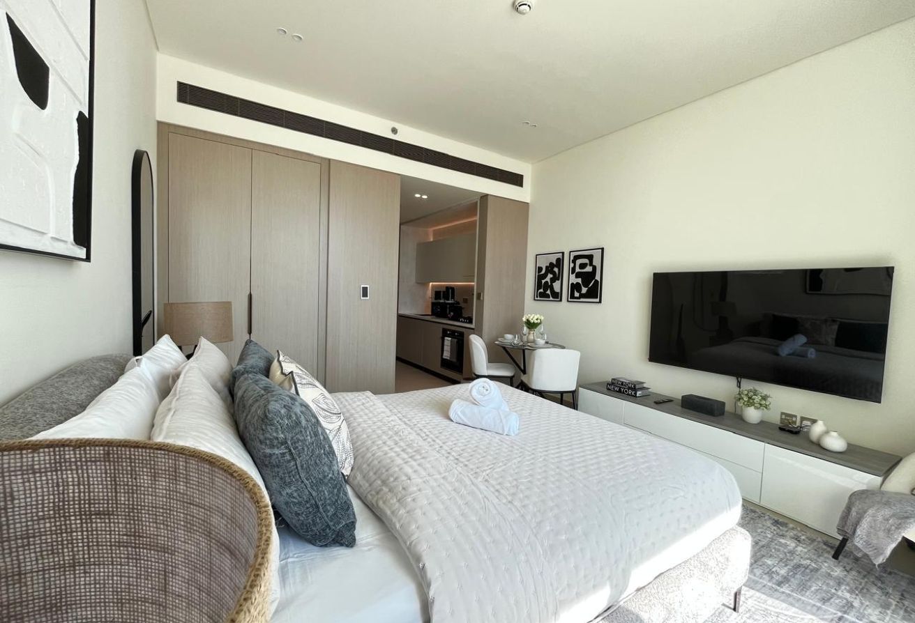 Fully Furnished  | Big Layout | Modern Living