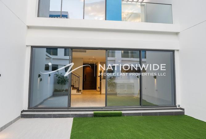 2OtnKaCb75M - Property Image 2