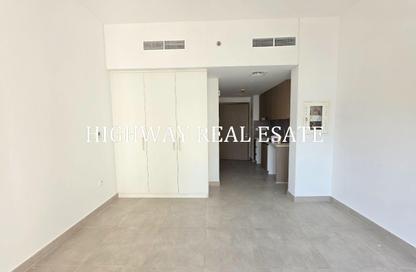 Apartment - Studio - 1 for rent in Sapphire Beach Residence - Maryam Island - Al Khan - Sharjah