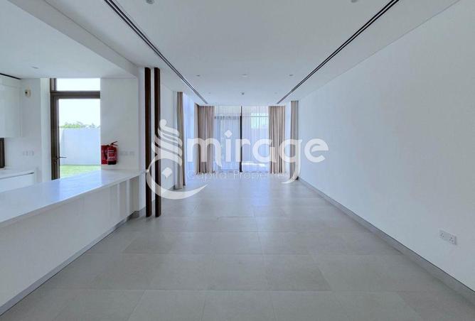 16255004 - Property Image 2