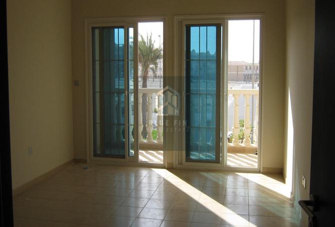 100849342 - Property Image 3