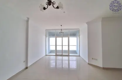 Apartment - 3 Bedrooms - 3 Bathrooms for rent in New Al Taawun Road - Al Taawun - Sharjah