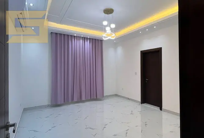 148644345 - Property Image 2