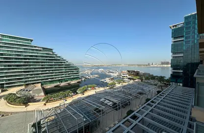 شقة - غرفة نوم - 2 حمامات للايجار في البرزة - البندر - شاطئ الراحة - أبوظبي