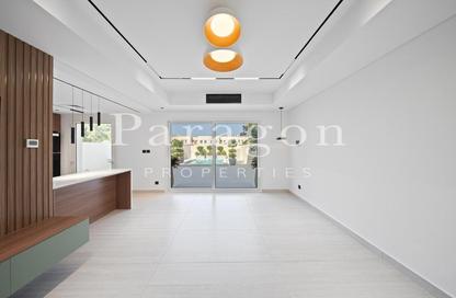 Villa - 2 Bedrooms - 3 Bathrooms for sale in Springs 10 - The Springs - Dubai Villa - 2 Bedrooms - 3 Bathrooms for sale in Springs 10 - The Springs - Dubai