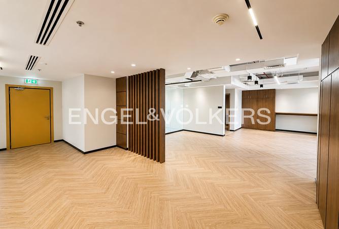 138769404 - Property Image 3