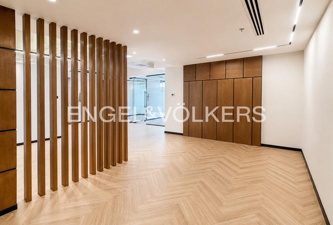 138769404 - Property Image 2