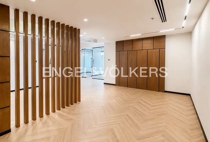138769404 - Property Image 2