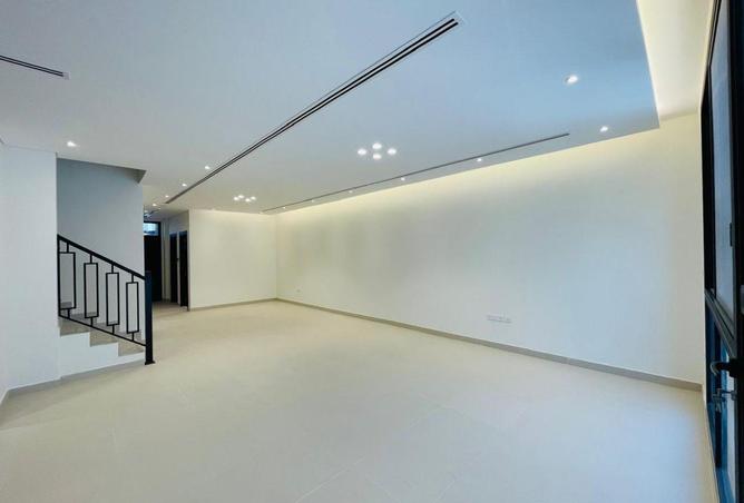 98242296 - Property Image 2