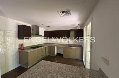 Villa - 3 Bedrooms - 3 Bathrooms for rent in Springs 6 - The Springs - Dubai