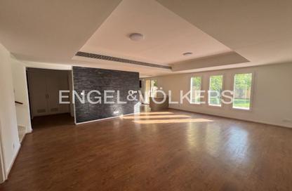Villa - 3 Bedrooms - 3 Bathrooms for rent in Springs 6 - The Springs - Dubai