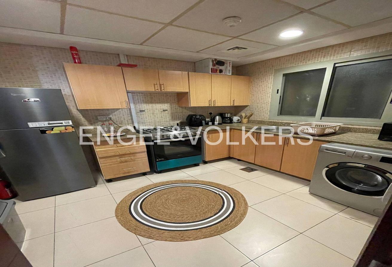 Very Spacious Apartment | Furnished | Calm Area photo 6