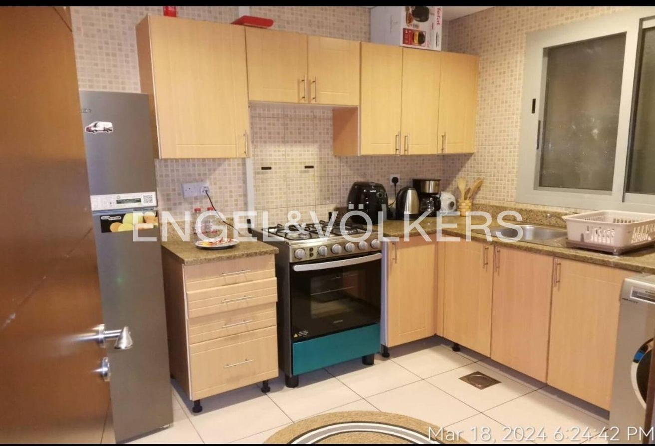 Very Spacious Apartment | Furnished | Calm Area photo 5