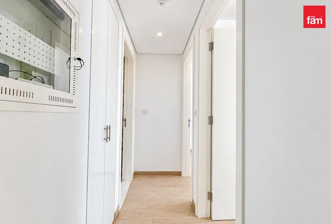 Close to metro | Chiller free | white goods photo 3