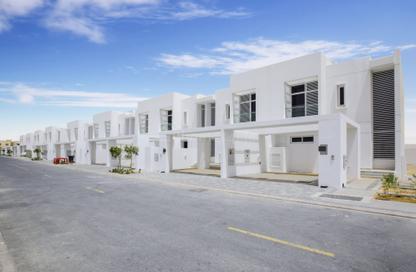 Townhouse - 3 - 4 for rent in Arabella Townhouses 1 - Arabella Townhouses - Mudon - Dubai