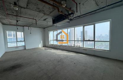 Office Space - Studio - 1 Bathroom for rent in Business Tower - Al Majaz 2 - Al Majaz - Sharjah