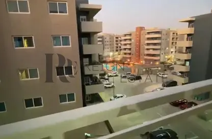 شقة - 2 غرف نوم - 2 حمامات للبيع في برج 2 - الريف داون تاون - الريف - أبوظبي