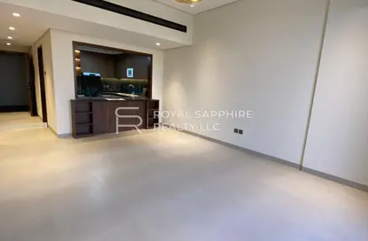 شقة - غرفة نوم - 1 حمام للبيع في ستوديو سيتي - دبي