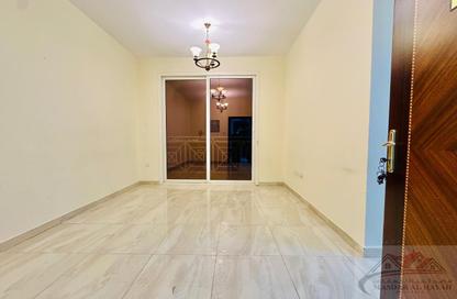 Apartment - 2 Bedrooms - 2 Bathrooms for rent in SG Muwaileh Building - Muwaileh - Sharjah
