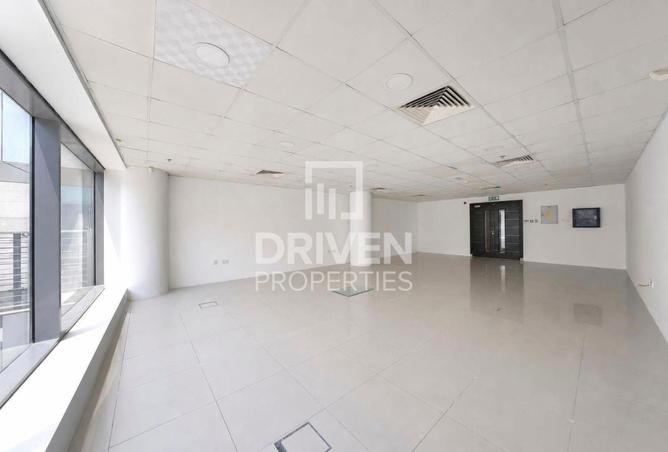 114596196 - Property Main Image