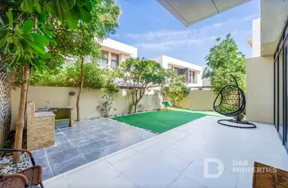 Villa - 4 Bedrooms - 5 Bathrooms for rent in Queens Meadow - Damac Hills - Dubai