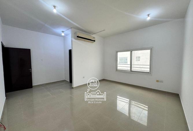 60554419 - Property Image 2