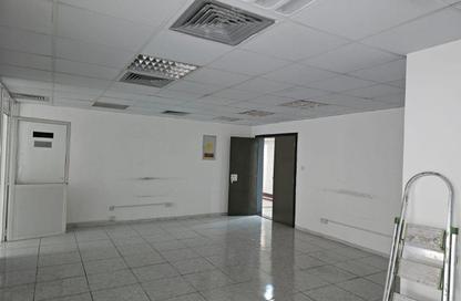 Office Space - 2 Bedrooms - 1 Bathroom for rent in Zakhir Business Center - Hor Al Anz - Deira - Dubai