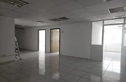 Office Space - Studio - 1 Bathroom for rent in Zakhir Business Center - Hor Al Anz - Deira - Dubai