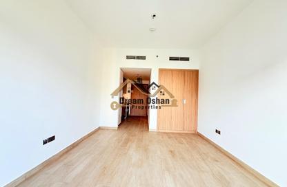 Shop - Studio - 1 Bathroom for rent in Azizi Riviera 26 - Azizi Riviera - Meydan One - Meydan - Dubai