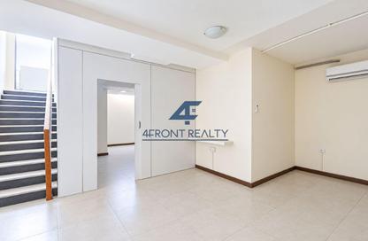 Townhouse - 4 - 5 for rent in Westar Vista - District 13 - Jumeirah Village Circle - Dubai