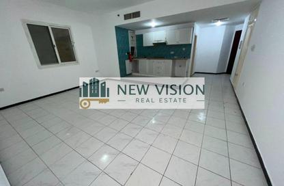 Apartment - Studio - 1 Bathroom for rent in Abu Shagara building - Abu shagara - Sharjah