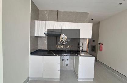 Apartment - Studio - 1 Bathroom for rent in Sarab 2 - Aljada - Sharjah