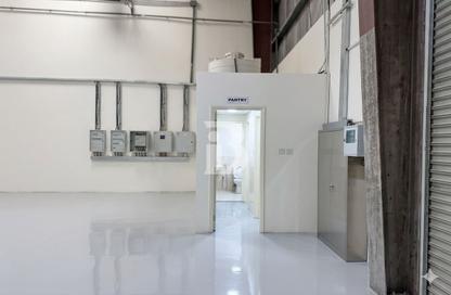 Warehouse - Studio for rent in Al Qusais 1 - Al Qusais Residential Area - Al Qusais - Dubai Warehouse - Studio for rent in Al Qusais 1 - Al Qusais Residential Area - Al Qusais - Dubai