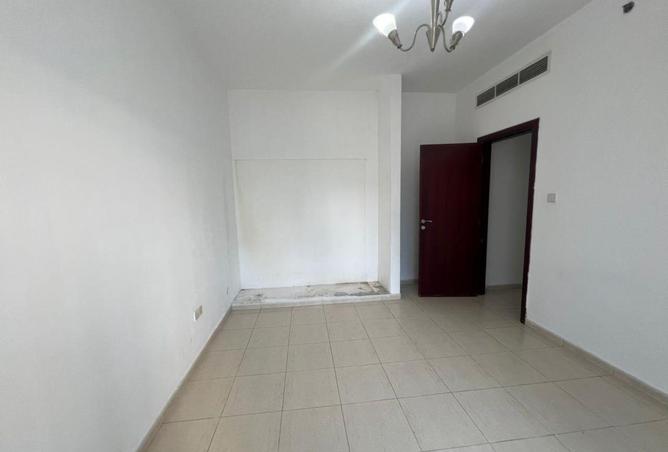 67441258 - Property Image 3