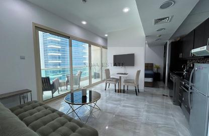 Apartment - Studio - 1 Bathroom for rent in The Royal Oceanic - Dubai Marina - Dubai