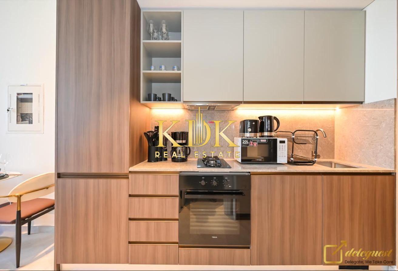 Elegant Studio | Prime Location | Book Now photo 3