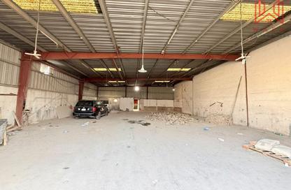 Warehouse - Studio - 1 for rent in Ras Al Khor Industrial 2 - Ras Al Khor - Dubai