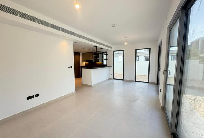 53572753 - صورة العقار 2