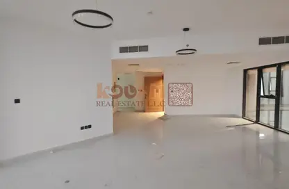 شقة - 2 غرف نوم - 3 حمامات للايجار في B تلال سيتي - تلال سيتي - الشارقة