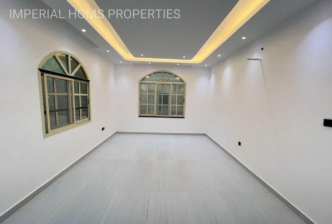 68272046 - Property Image 2