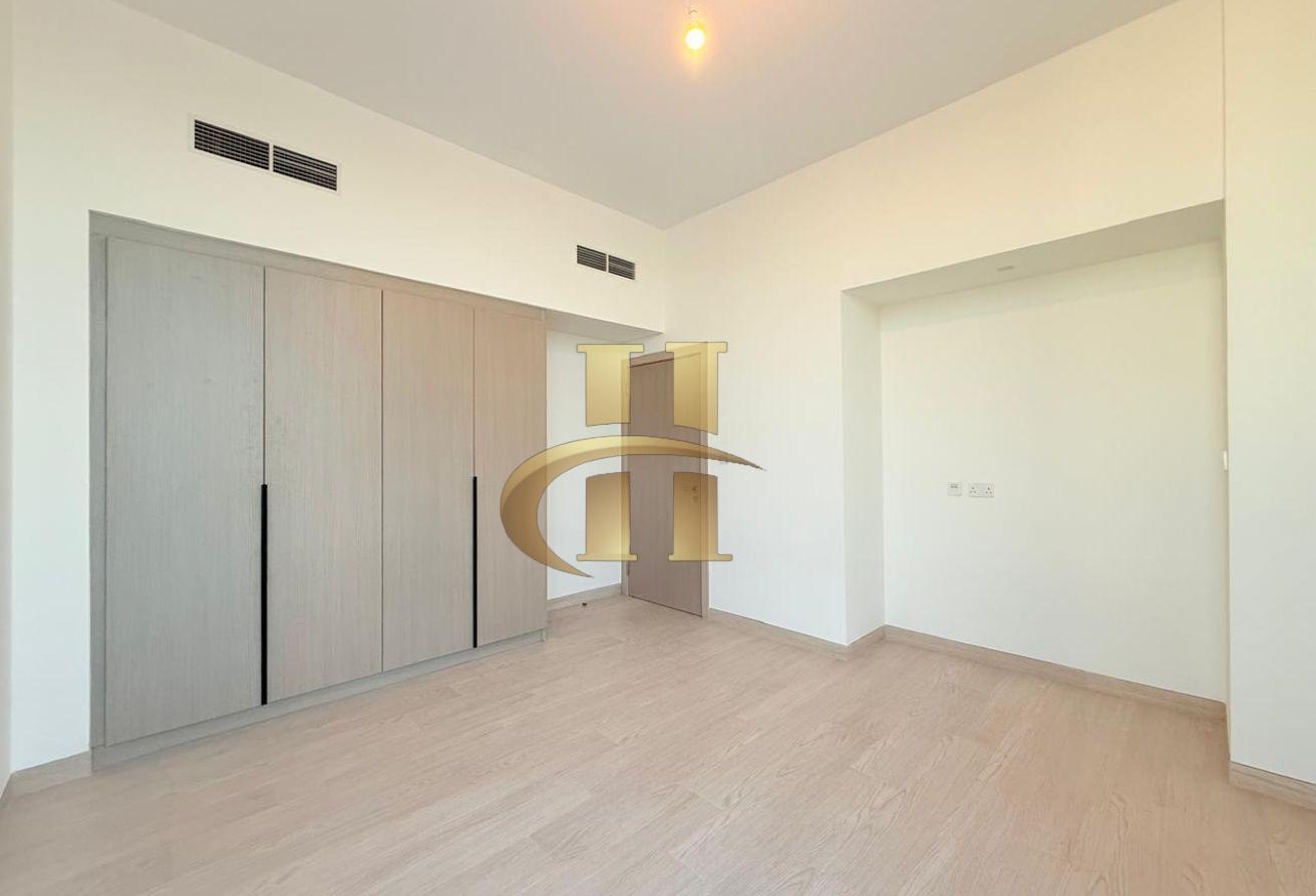Stylish Modern living-corner townhouse | Book Now photo 23