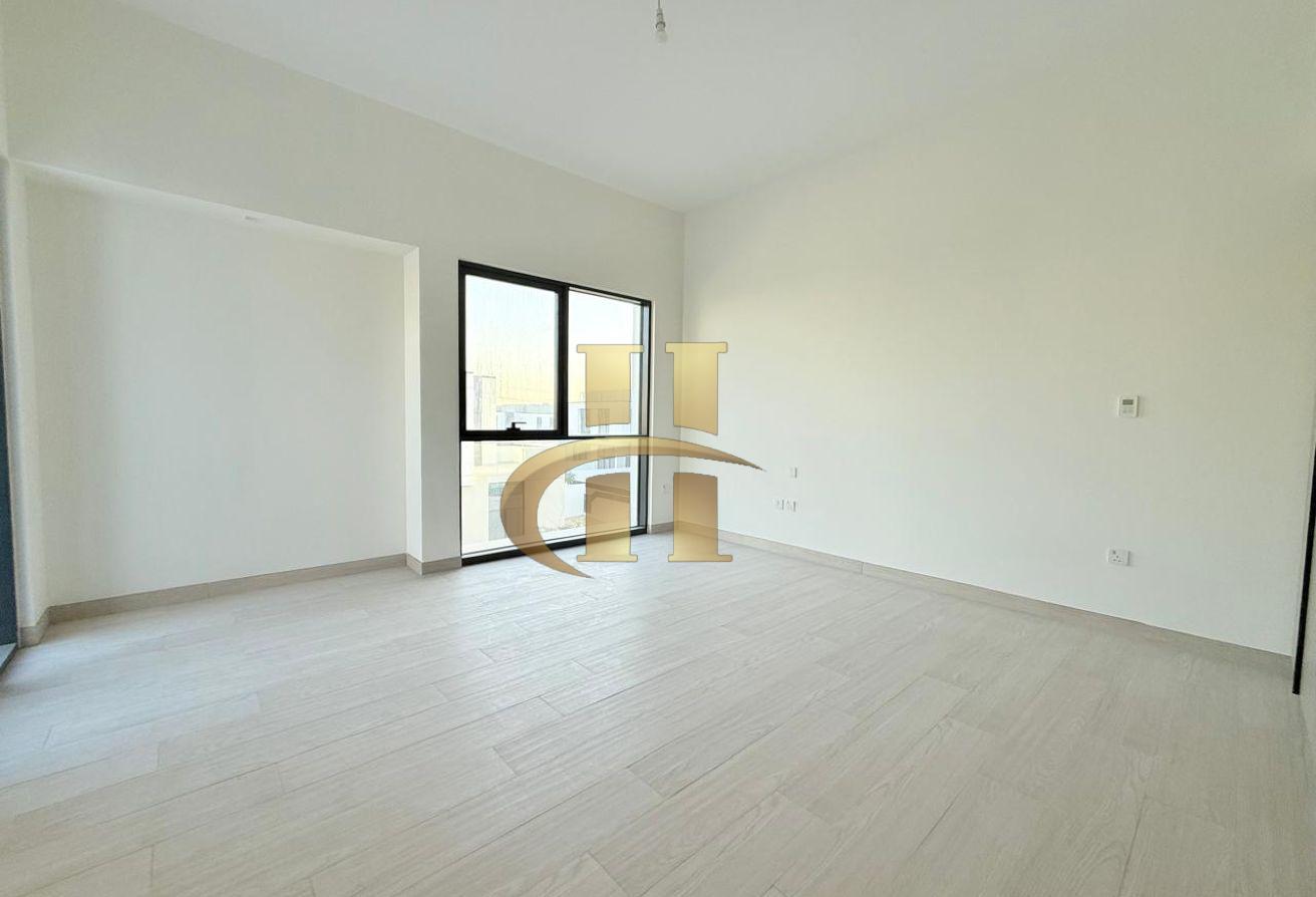 Stylish Modern living-corner townhouse | Book Now photo 14