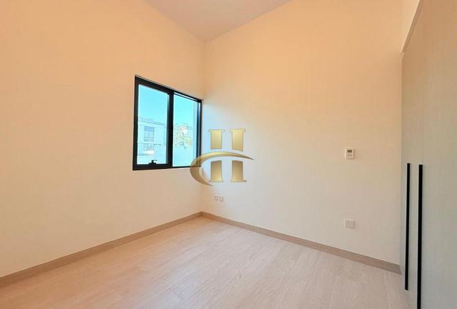 128383987 - Property Image 3